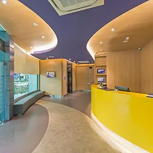 2* Hotel 81 Lavender